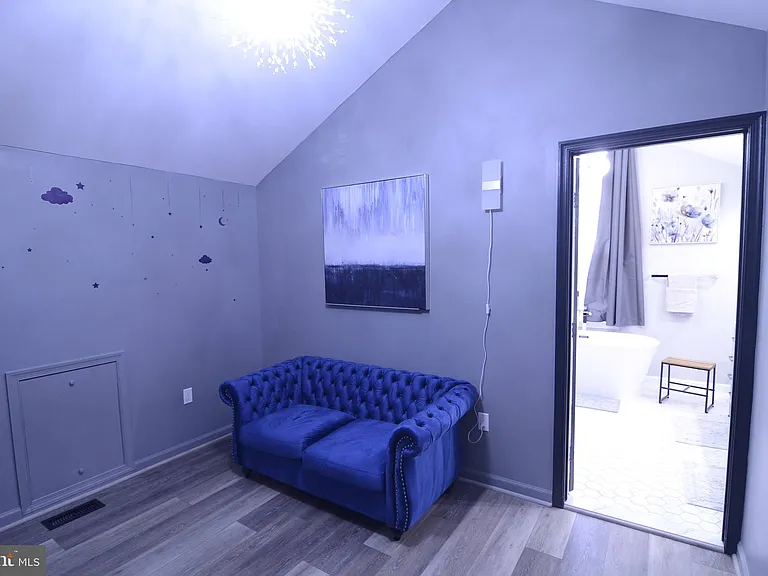 4904 Forest Creek Ct — Photo 26