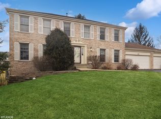 250 Winchester Dr, Algonquin, IL
