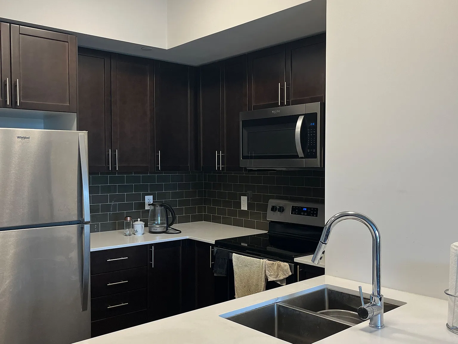 2 bed, $2,650 — Photo 2