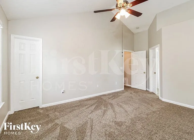 4300 Kirkstone Dr — Photo 7