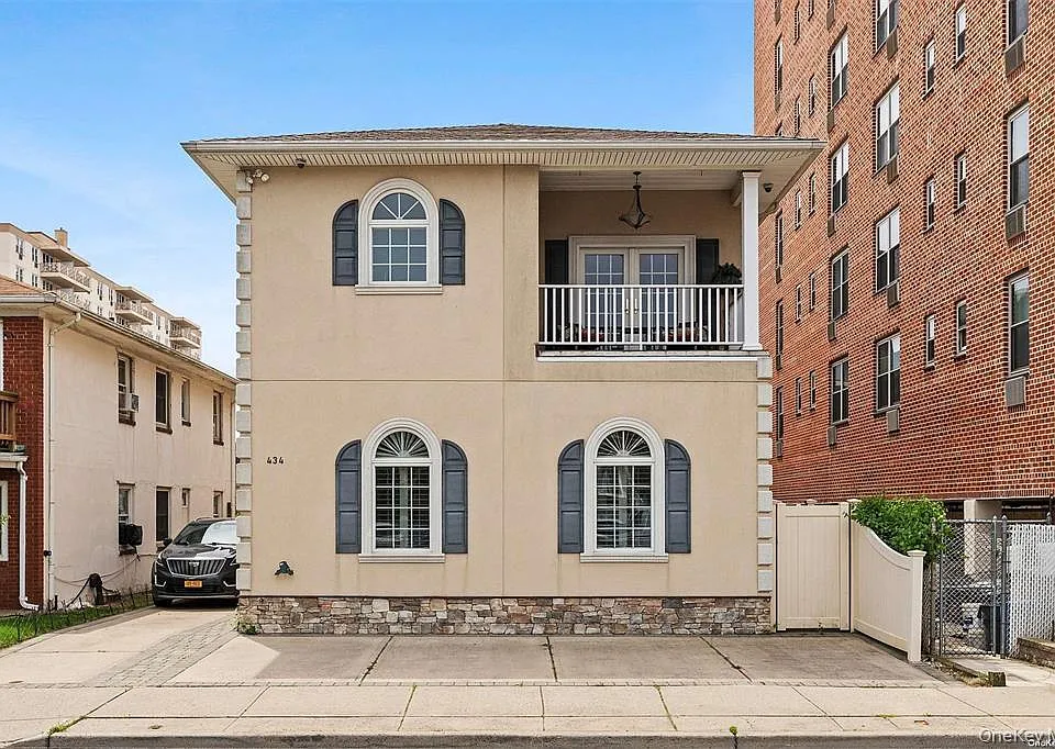 434 E Broadway #A