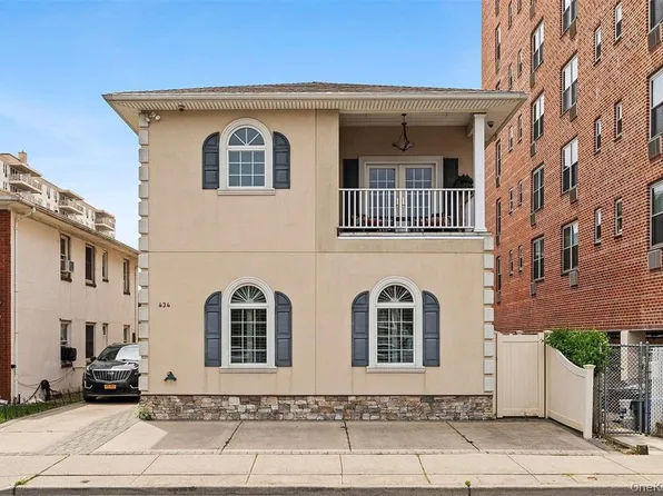 434 E Broadway #A, Long Beach, NY 11561