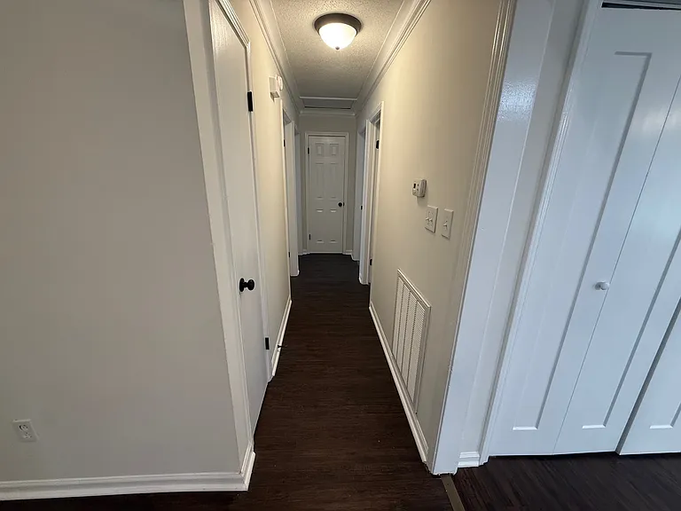 2720 Shoemaker St — Photo 5