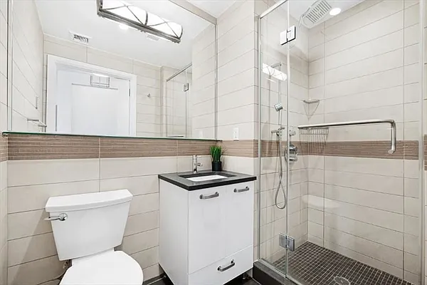 Rented by REAL New York | media 5