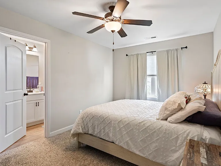 68 Catalina Cir — Photo 22