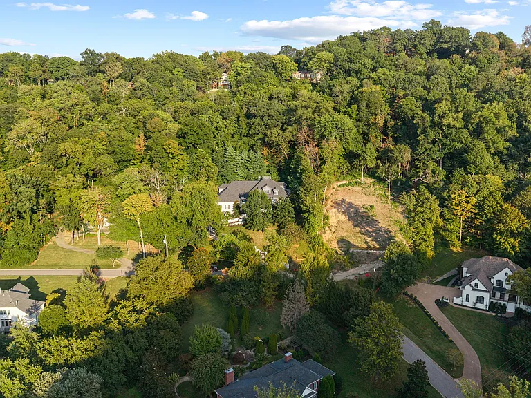 937 Travelers Ct — Photo 100