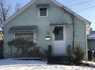 34 Carol St, Ludlow, MA 01056