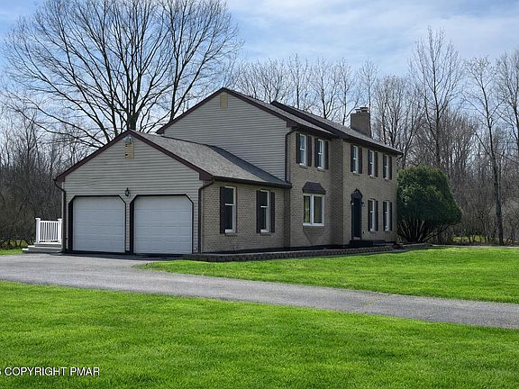 2nd image of 1281 Brian Ln