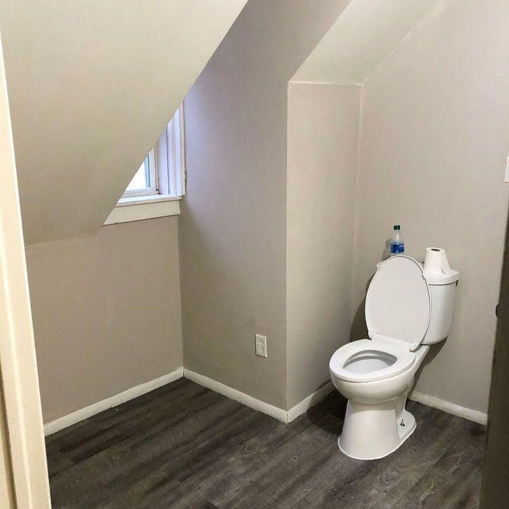 2nd image of 802 Minnie St #2