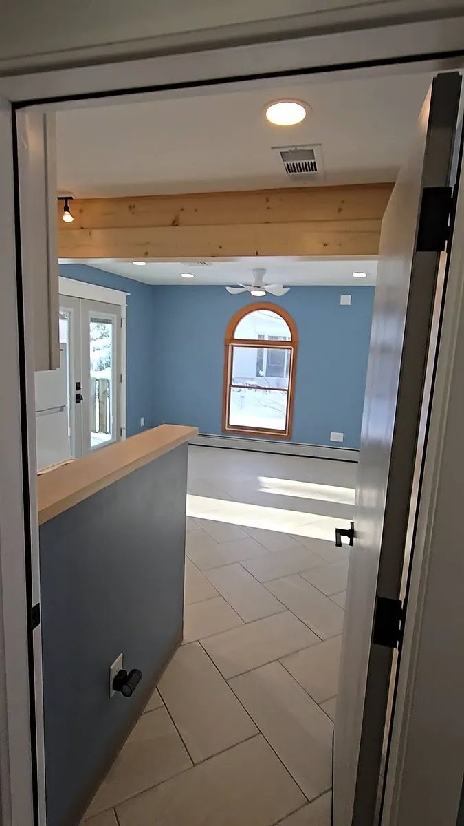 Entryway from shared hallway - 5 Orchard Ln #5A