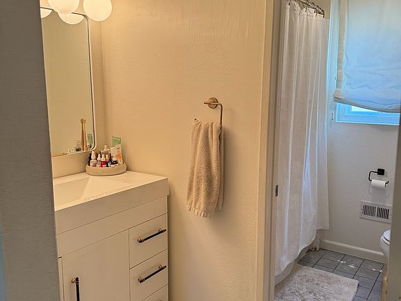 4th image of 4084 Yankee Dr #Townhouse