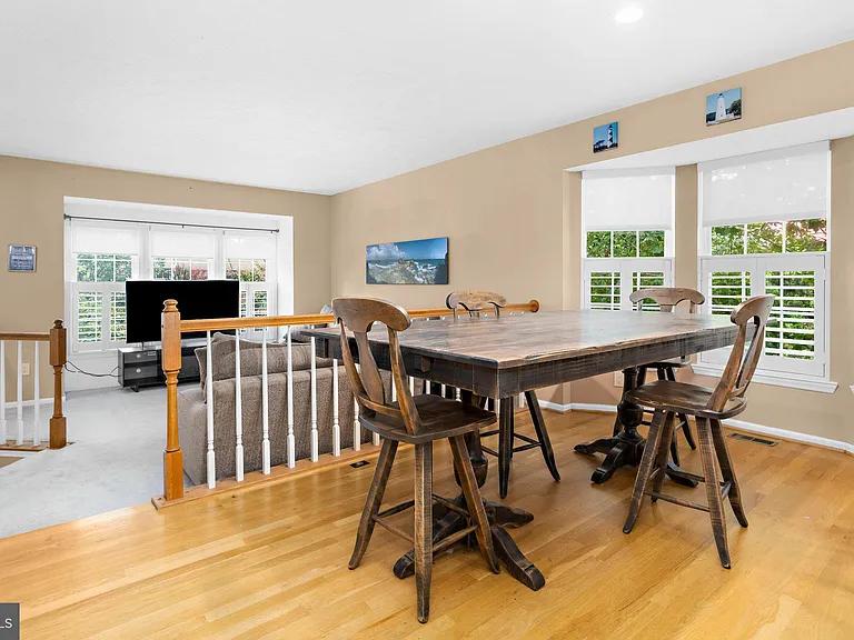 41 Queen Catherine Ct #A — Photo 18