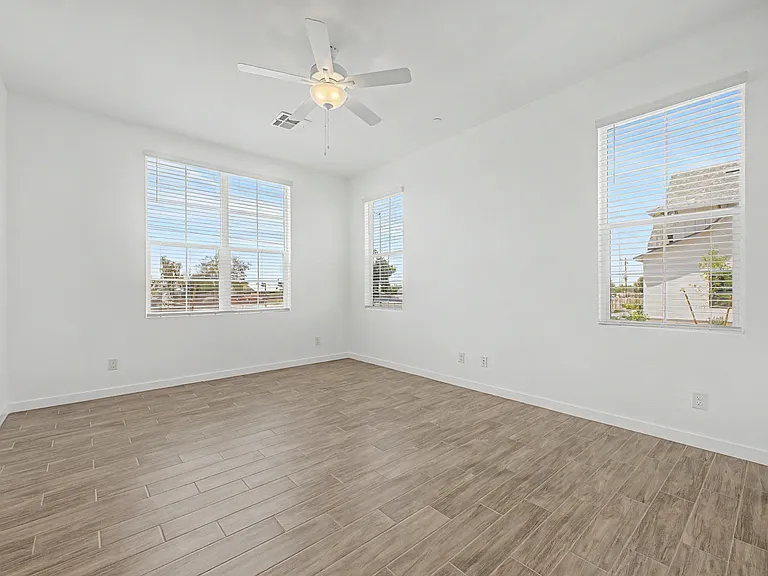 8232 E University Dr #113 — Photo 9
