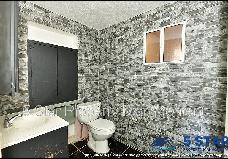 4425 La Luz Ave — Photo 24