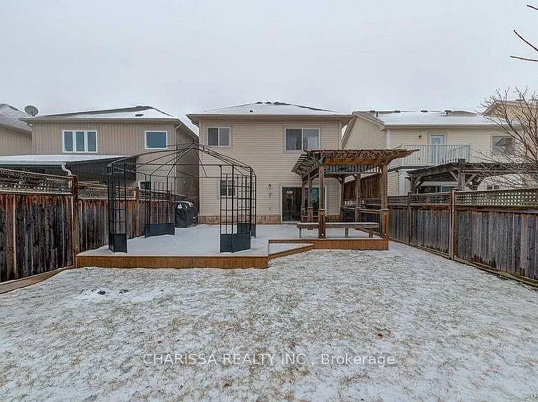 131 Spring Creek Dr #BASEMENT — Photo 2