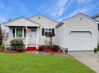 47 Hyde Ave, Pawtucket, RI 02861