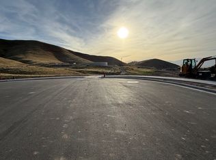 585 E Berkshire Dr S, Tooele, UT 84074