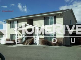 1350 Midway Ave APT 4, Ammon, ID 83406
