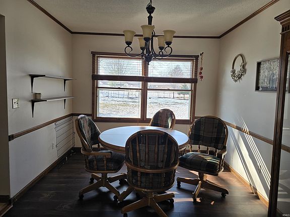 5th image of 3613 Candy Ln