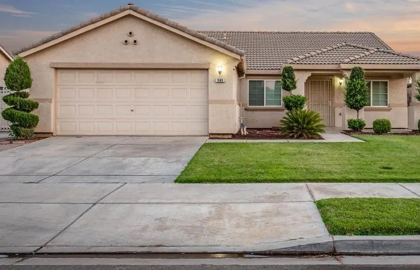 948 Tranquil Ln photo 1