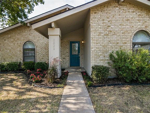 2nd image of 2821 Saint George Dr