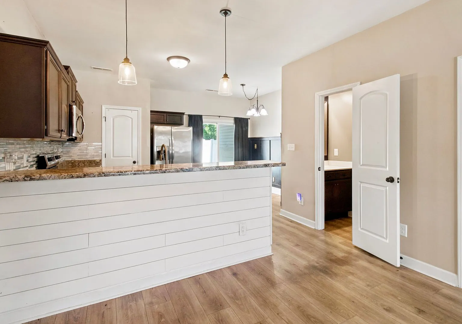 Pet Friendly Townhome In Sneads Ferry! — Photo 4