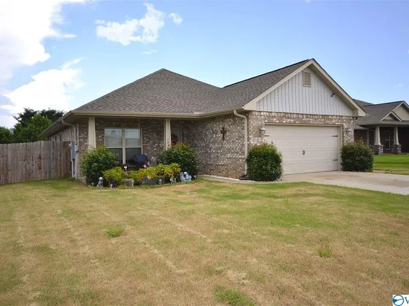 104 First Hill Dr, Harvest, AL 35749