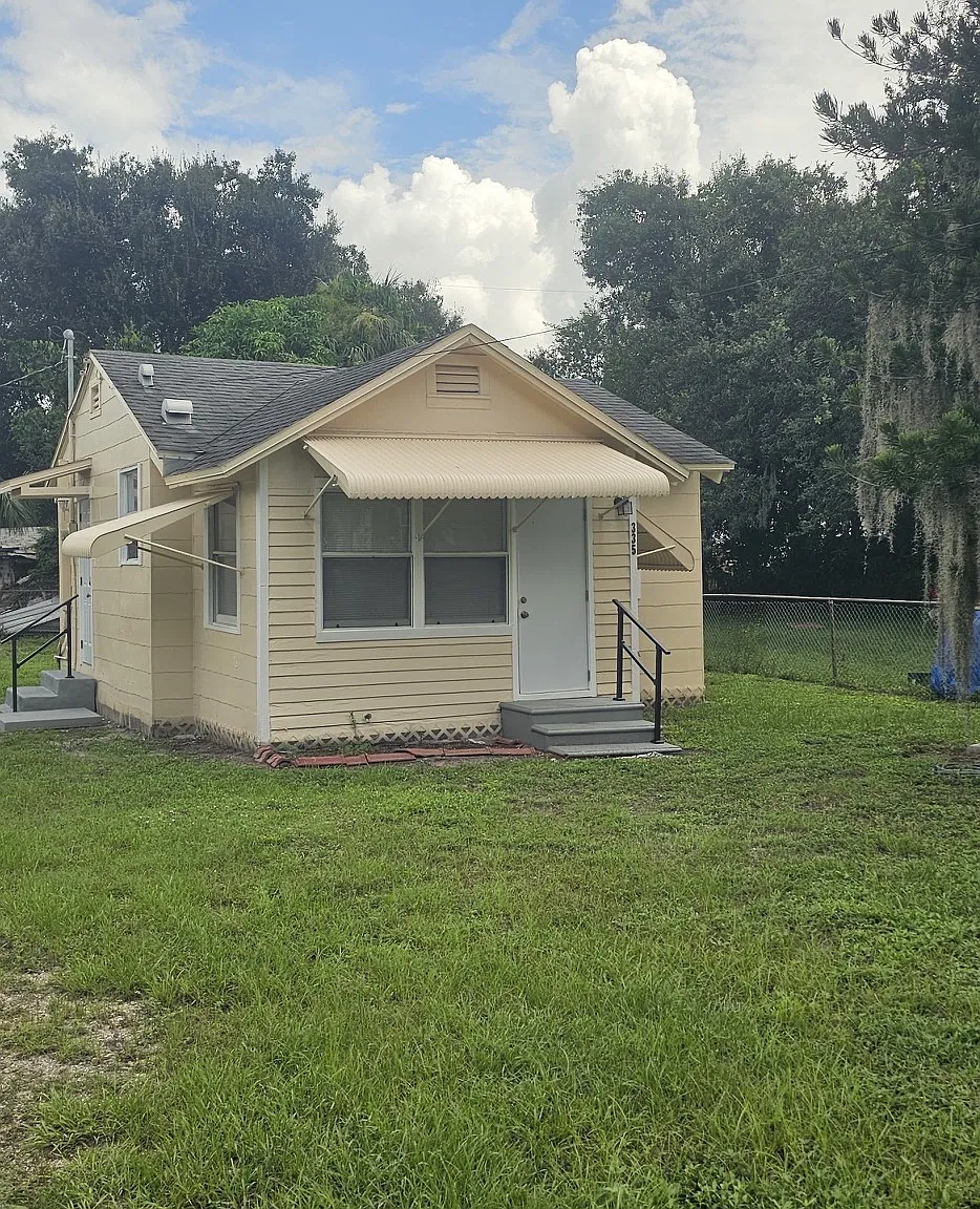 1 bed, 490 sqft, $1,050 — Photo 1
