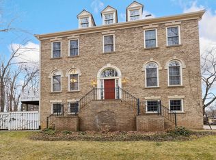 2171 Wolftrap Ct, Vienna, VA 22182