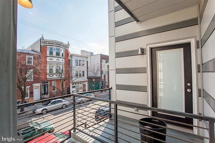 1st image of 1860 Frankford Ave #B