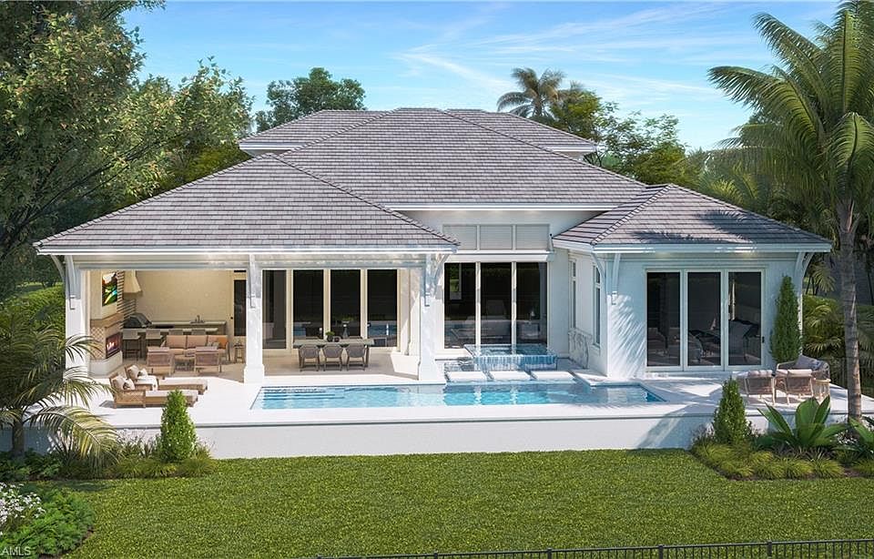 2nd image of 526 Neapolitan LN