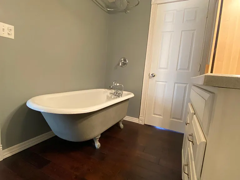 553 Bradley St — Photo 23