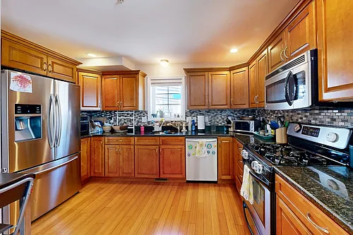 1 Hadley St #1 Photo 1