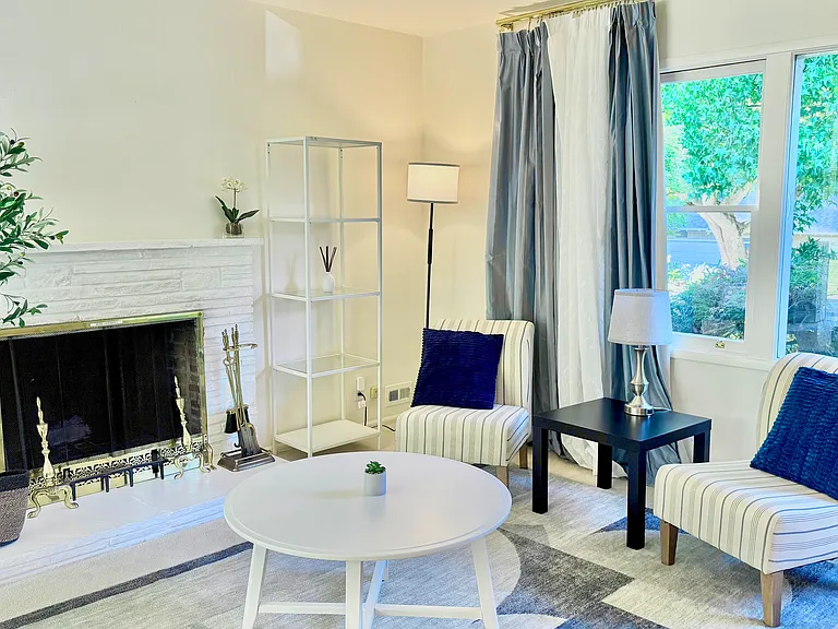 Sitting area