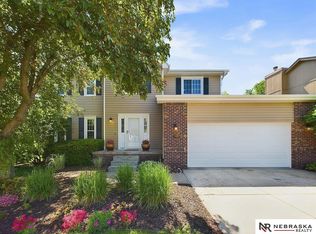 17025 L St, Omaha, NE 68135