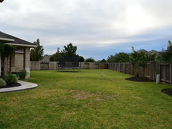 BACKYARD PARADISE