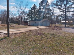 655 Eva Harbor Rd, Eva, TN 38333