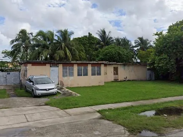 7415 SW 23rd St, Miami, FL 33155