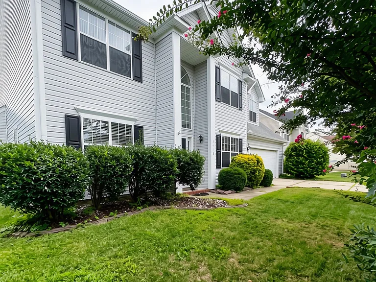 6418 Aberdeen Pl — Photo 2