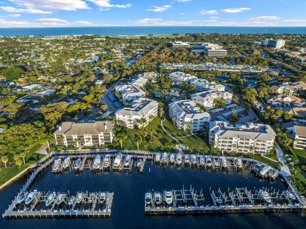 143 Bay Colony Dr N #N