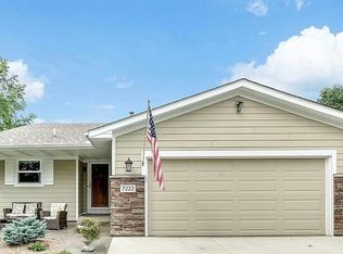 7222 Divinity Ln, Eden Prairie, MN 55346
