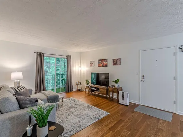 3135 Seven Pines Ct Unit 201, Atlanta, GA 30339