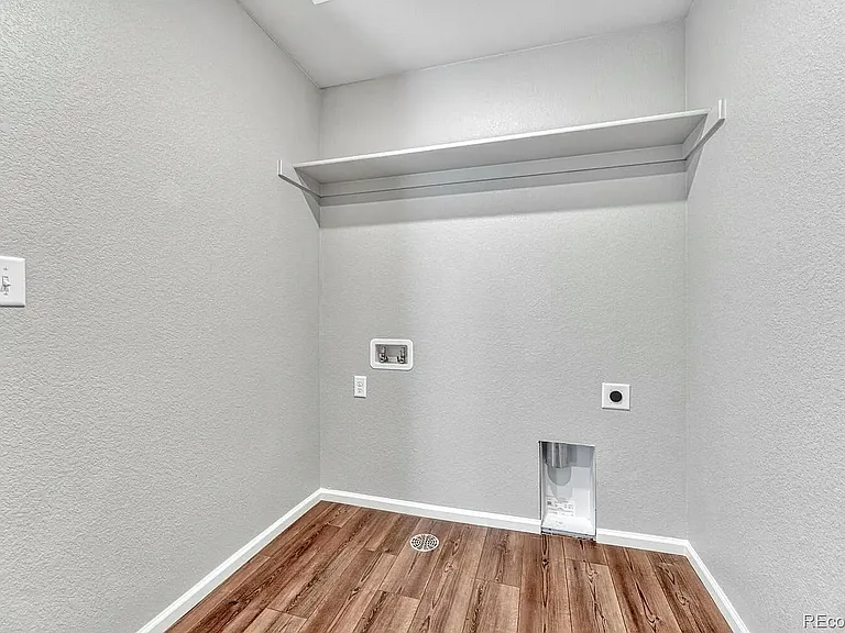 6098 N Lisbon St — Photo 22