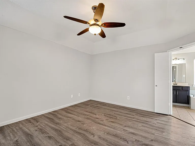 9241 Clearwood Landing Blvd — Photo 34