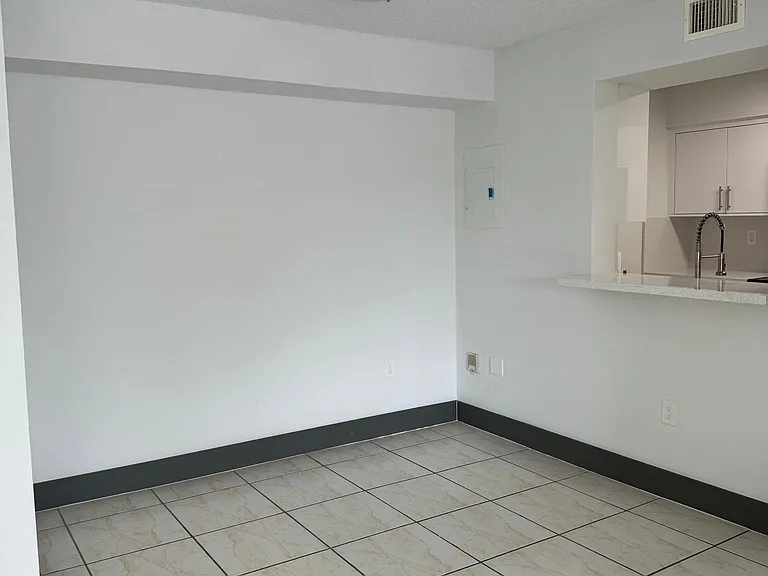 15201 SW 80th St #211 — Photo 11