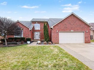 21368 Rome Dr, Macomb, MI 48044