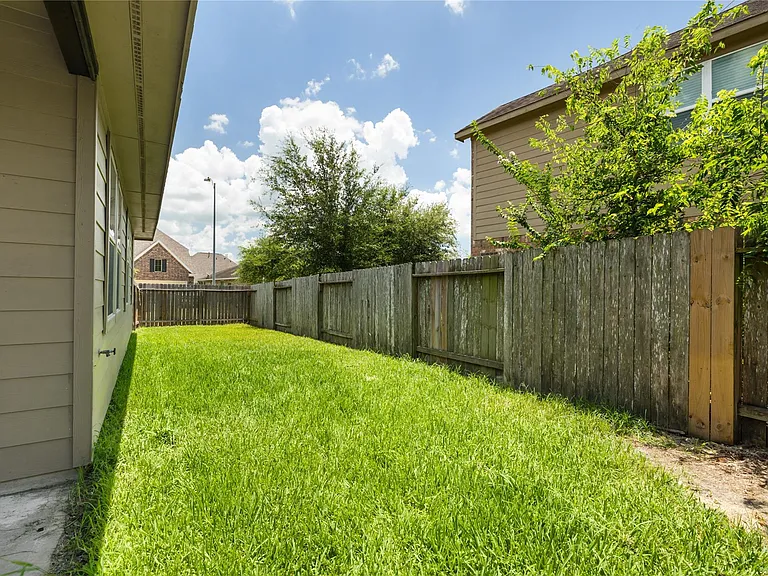 350 American Black Bear Dr — Photo 30