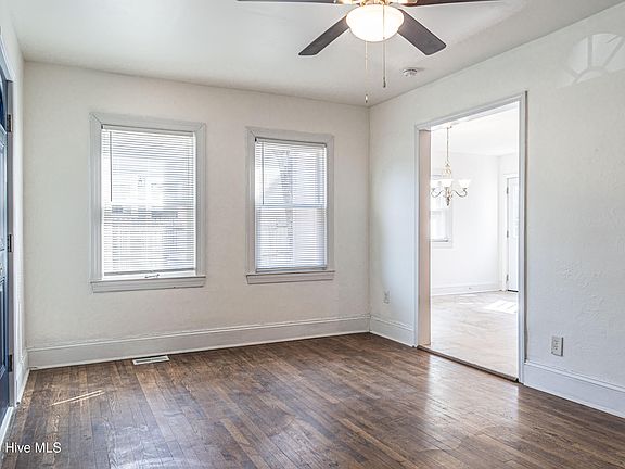 3rd image of 1011 Anarine Road