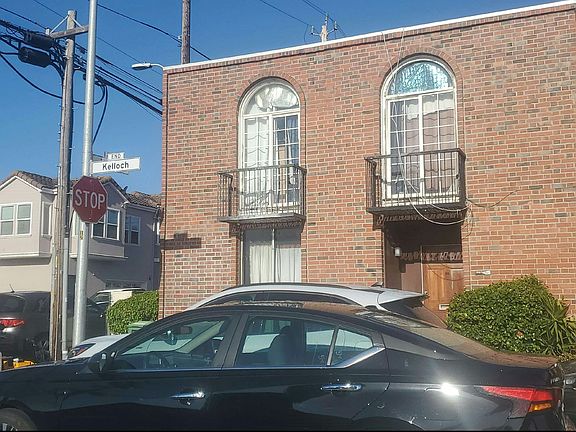 2nd image of 180 Kelloch Ave