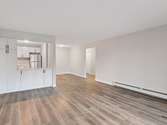 5th image of 3200 Virginia Ave S APT 305